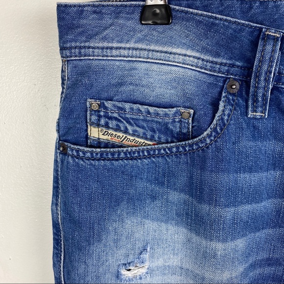 Diesel Safado 32 X34 Jeans Slim Straight Blue Denim Button Fly Distressed - Picture 9 of 11